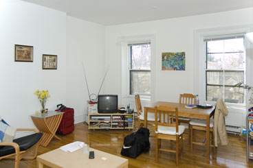 277 Dwight Street, #2, livingroom from entry